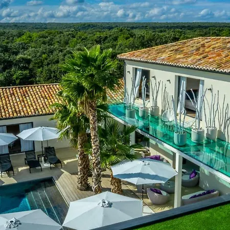 Villa La Maison D'ambrine - La